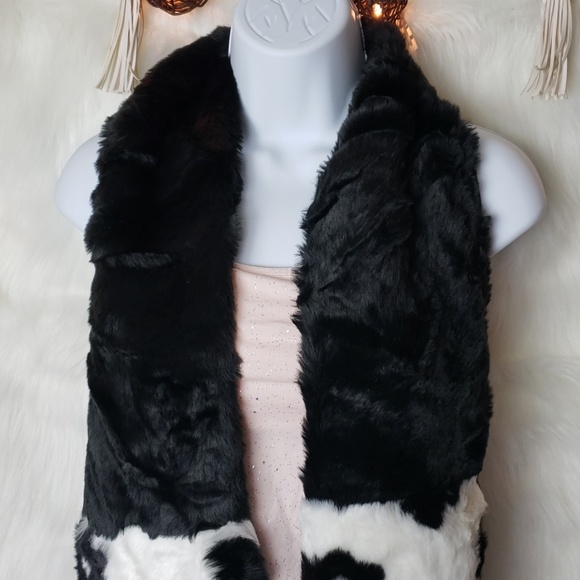 NWT Betsey Johnson Trolls Furry Scarf - Picture 2 of 6